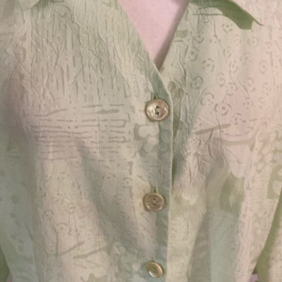 Dress Barn green shirt 2X - Picture 5 of 8